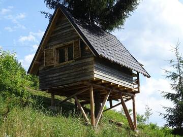 Фото номера Дом для отпуска Лоджи CĂSUȚA VÂNĂTORULUI г. Вишеу-де-Жос 3